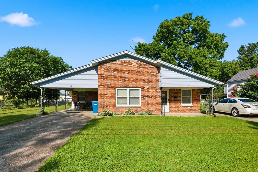 101 Saffell Street Lawrenceburg KY 40342