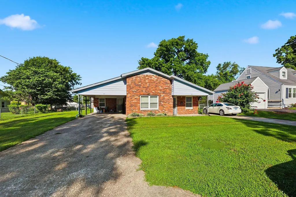 101 Saffell Street Lawrenceburg KY 40342