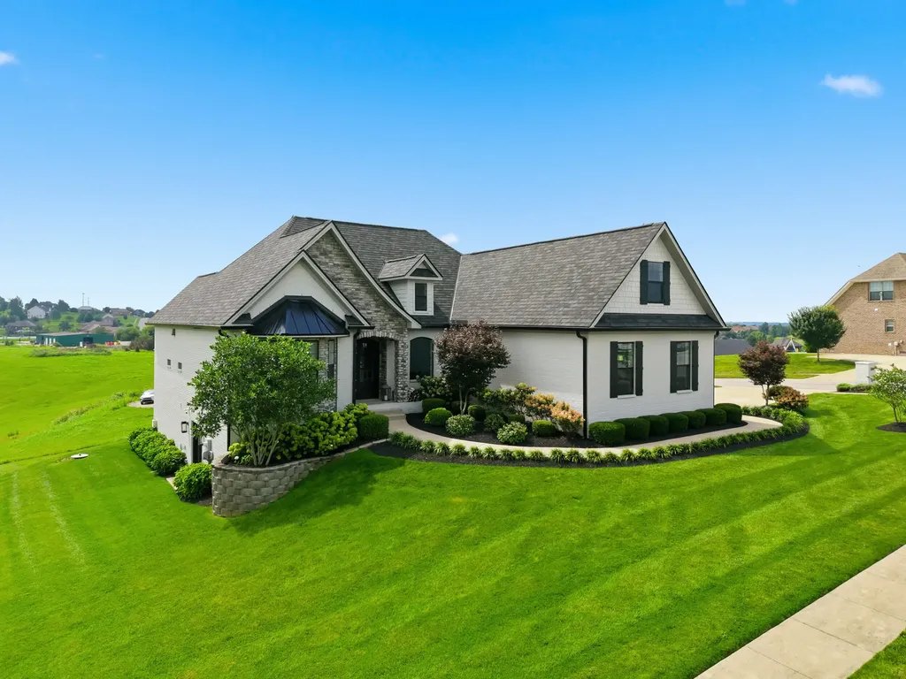 300 Prestwick Circle Richmond KY 40475