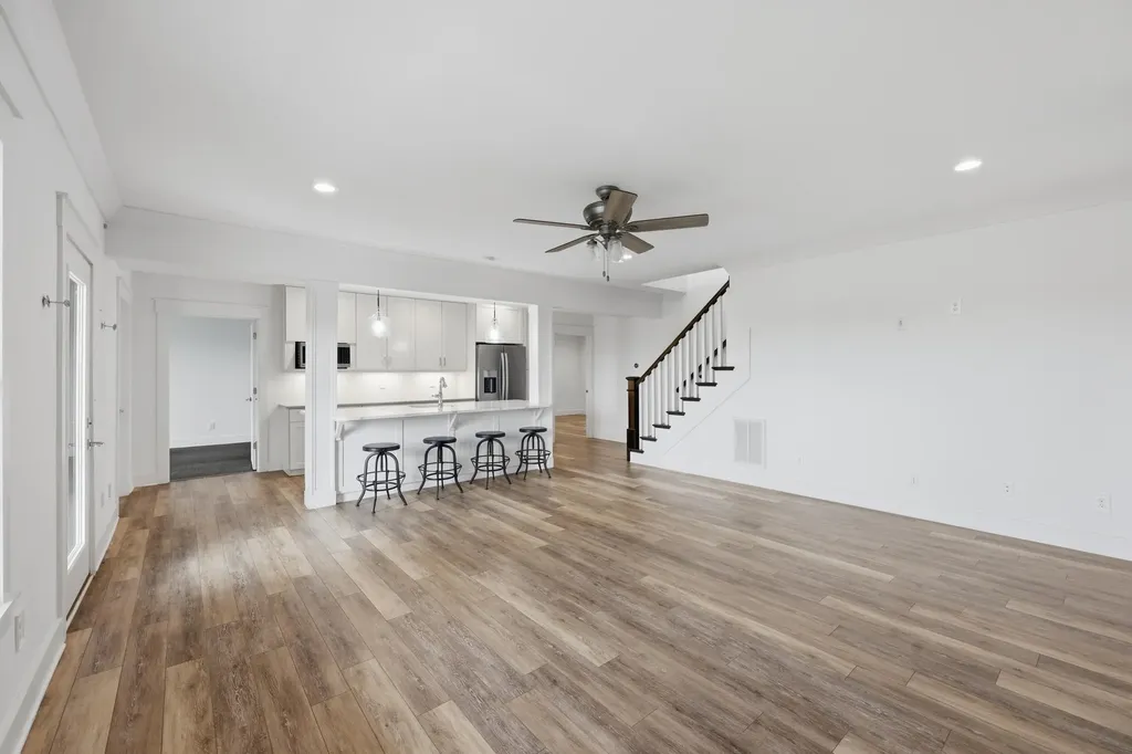 300 Prestwick Circle Richmond KY 40475