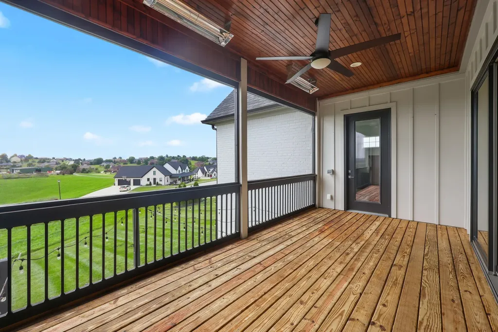 300 Prestwick Circle Richmond KY 40475
