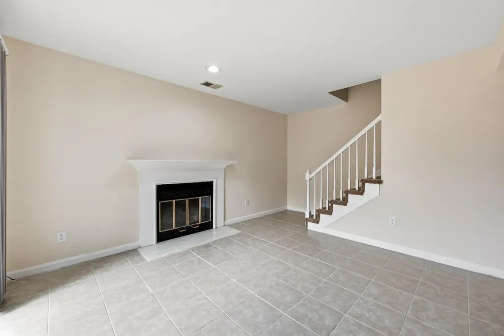 2900 Affirmed Court Lexington KY 40509