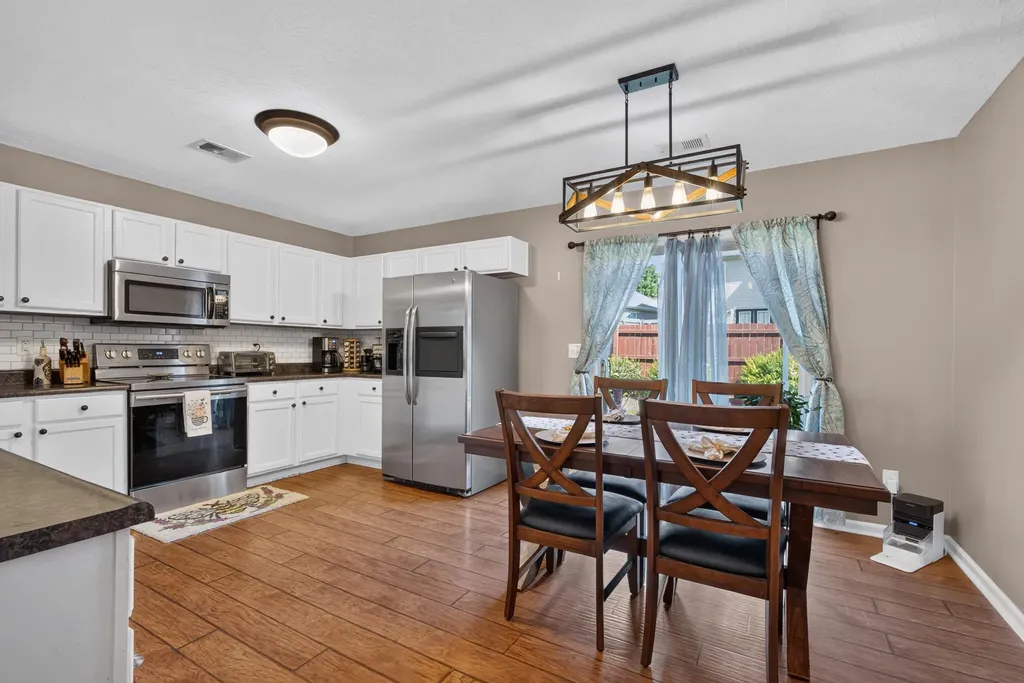 2325 Lonan Court Lexington KY 40511
