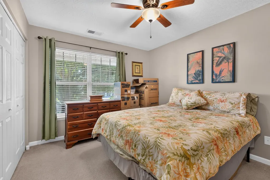 2325 Lonan Court Lexington KY 40511