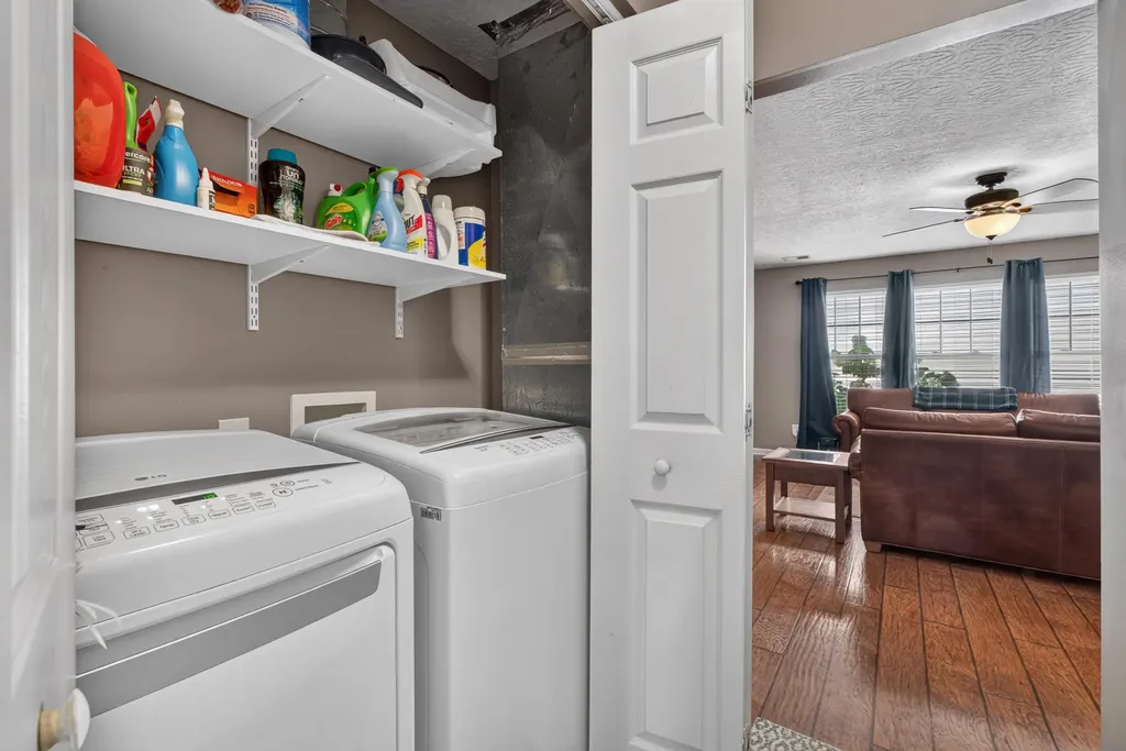 2325 Lonan Court Lexington KY 40511