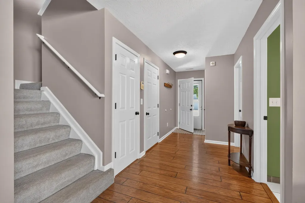 2325 Lonan Court Lexington KY 40511