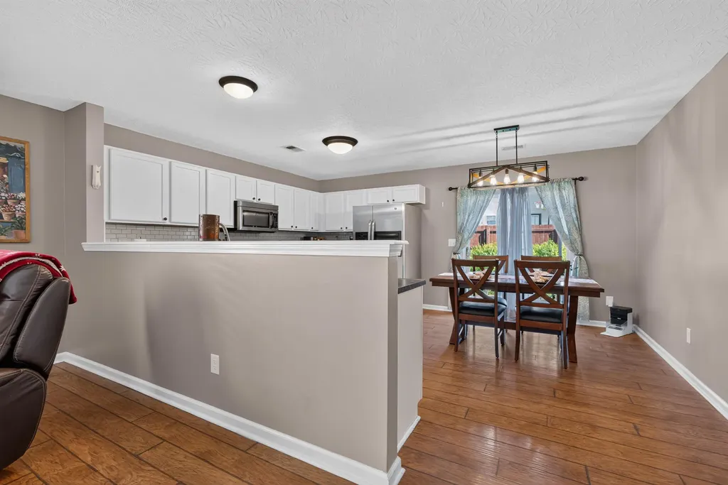 2325 Lonan Court Lexington KY 40511