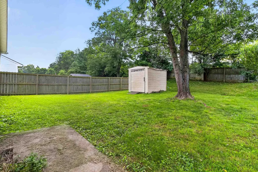 327 Irvine View Street Richmond KY 40475
