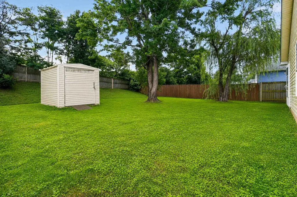 327 Irvine View Street Richmond KY 40475