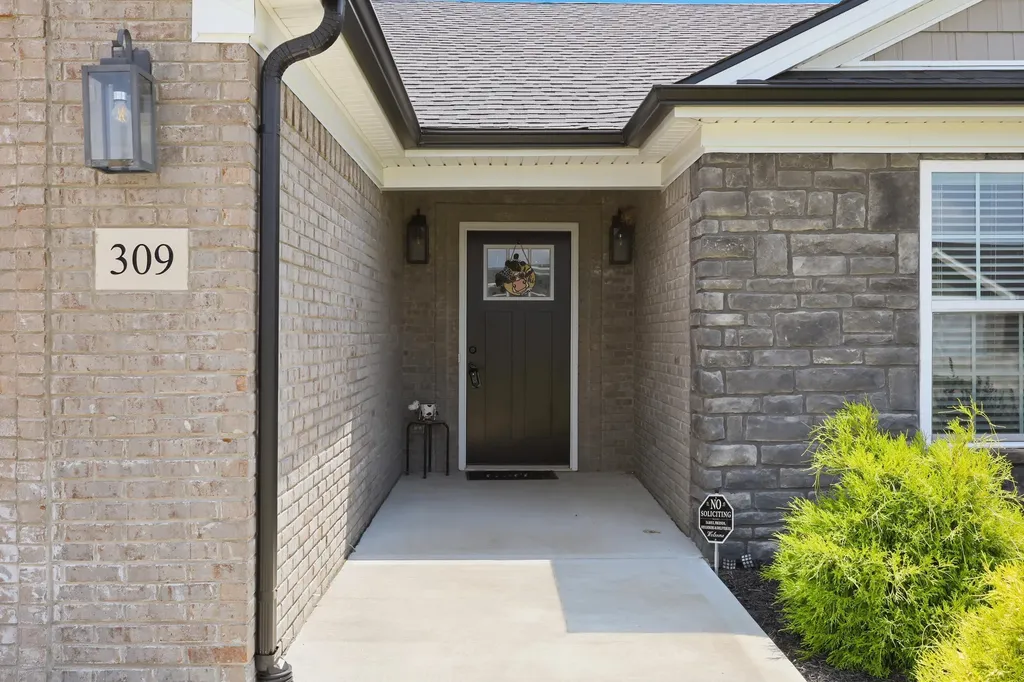309 Mohegan Trail Richmond KY 40475