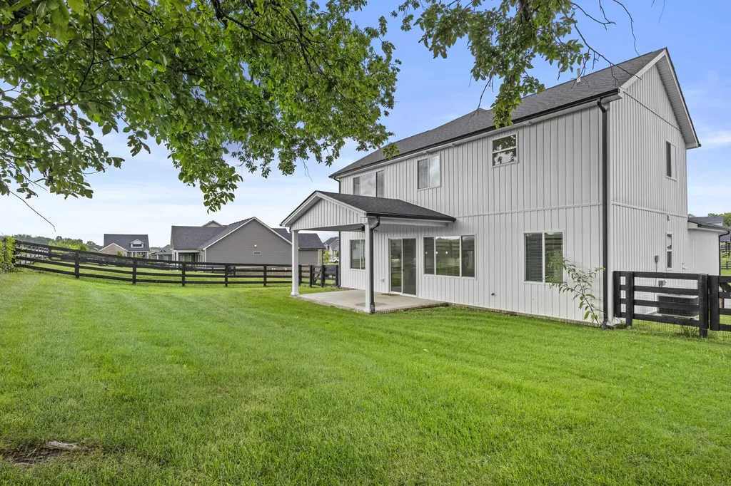 804 Shelburne Way Nicholasville KY 40356