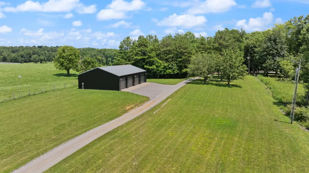 2295 E Highway 635 Science Hill KY 42553