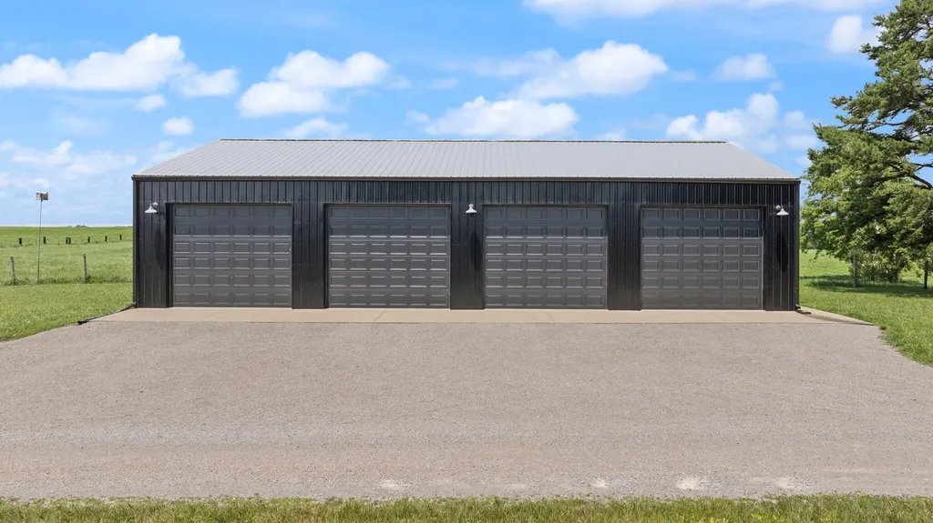 2295 E Highway 635 Science Hill KY 42553