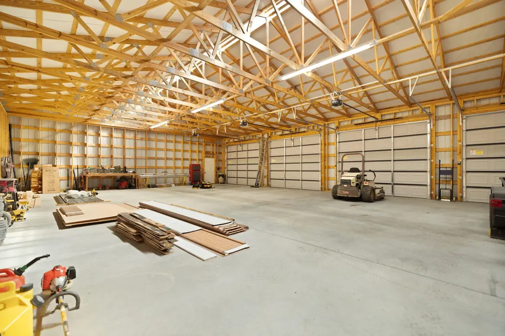 2295 E Highway 635 Science Hill KY 42553