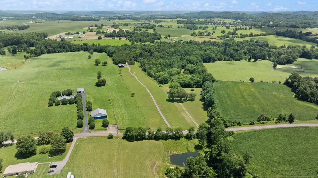 2295 E Highway 635 Science Hill KY 42553