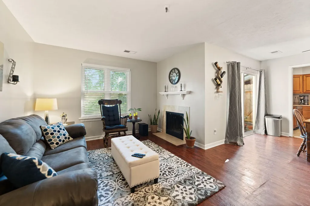 421 Redding Road Lexington KY 40517
