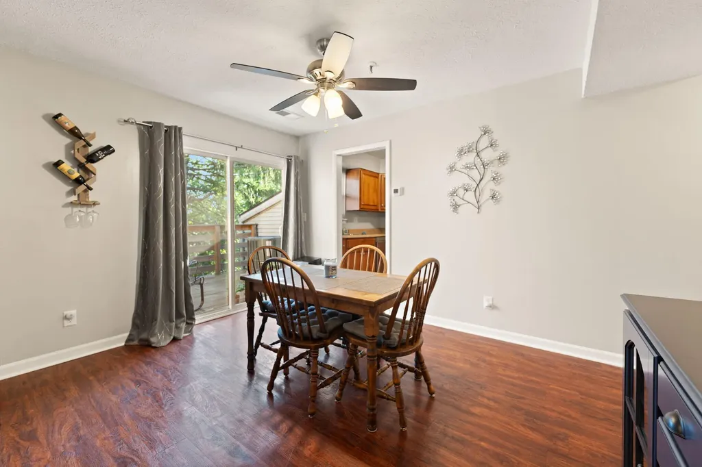421 Redding Road Lexington KY 40517