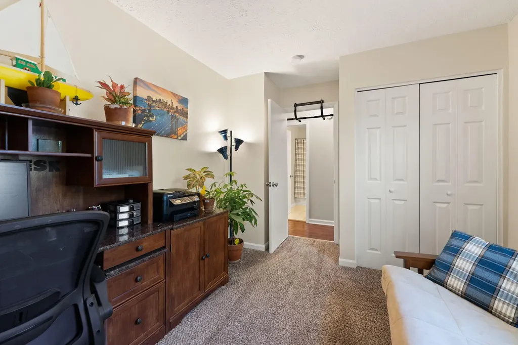 421 Redding Road Lexington KY 40517