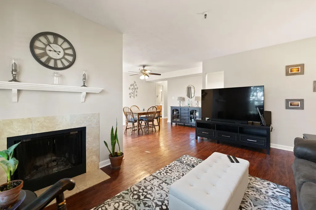 421 Redding Road Lexington KY 40517