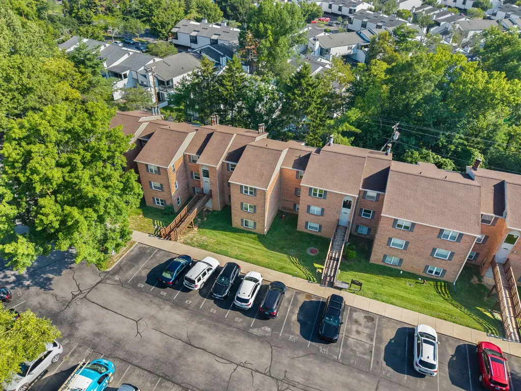 421 Redding Road Lexington KY 40517