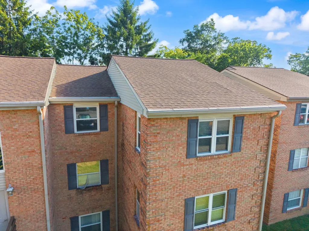 421 Redding Road Lexington KY 40517