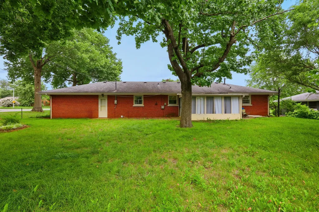 1600 Atlanta Drive Lexington KY 40505