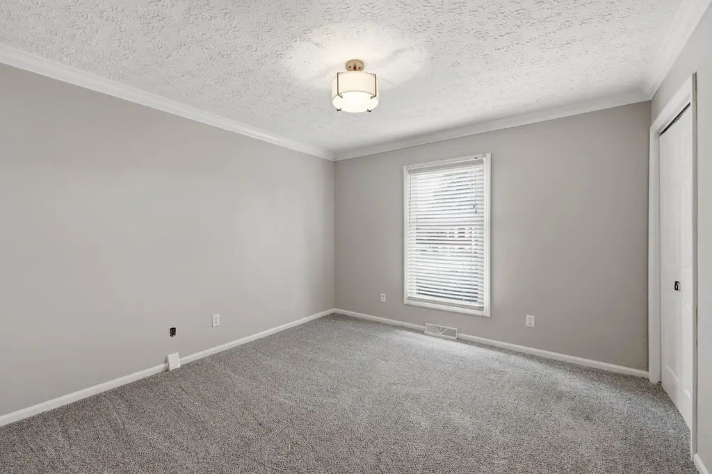 405 Weil Lane Nicholasville KY 40356