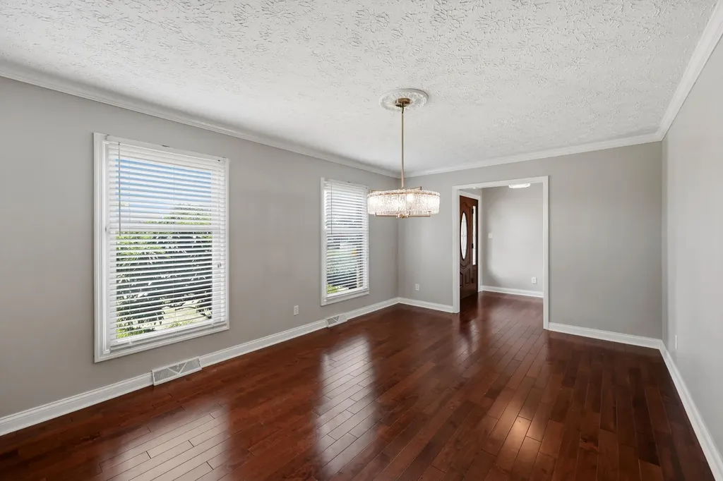 405 Weil Lane Nicholasville KY 40356