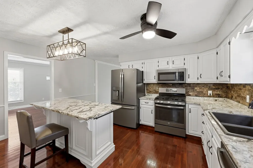 405 Weil Lane Nicholasville KY 40356