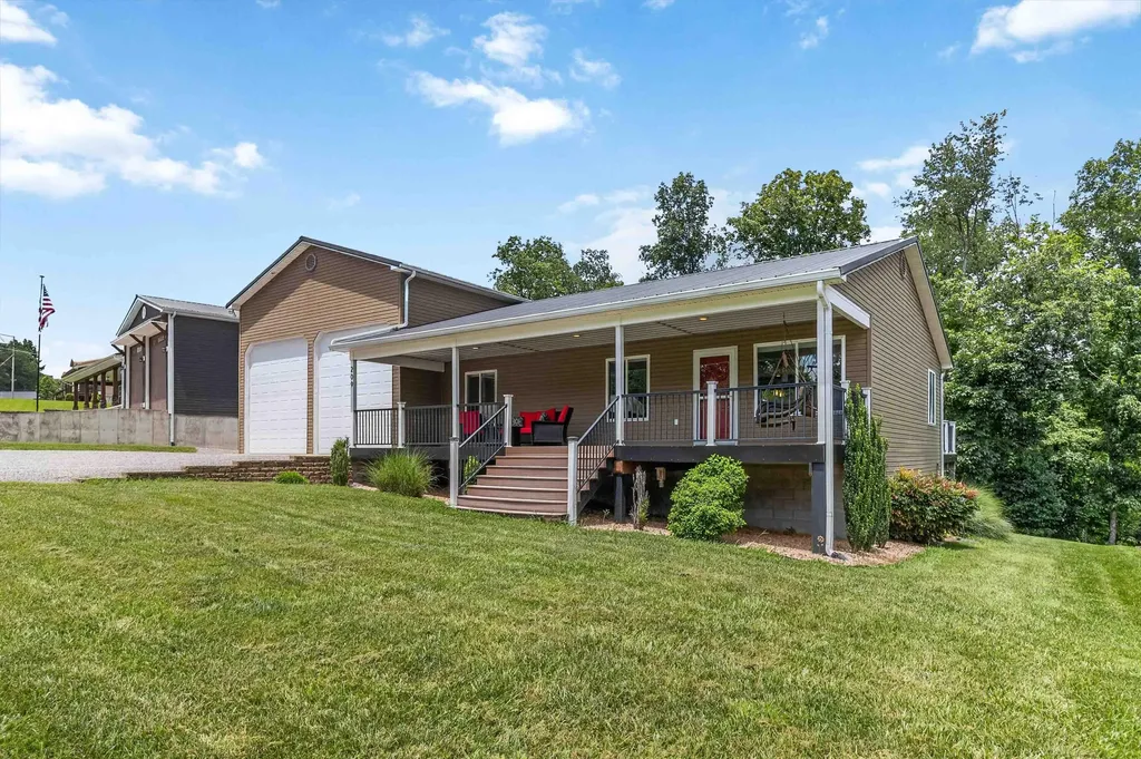 209 Indian Hills Drive Russell Springs KY 42642