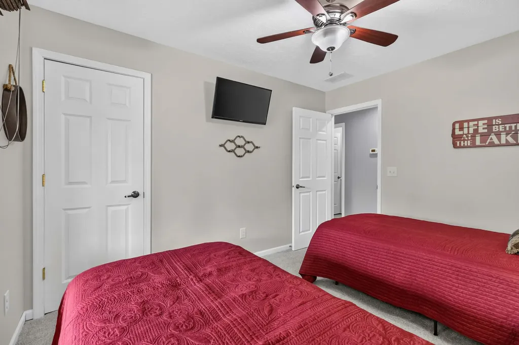 209 209 Indian Hills Dr Drive Russell Springs KY 42642