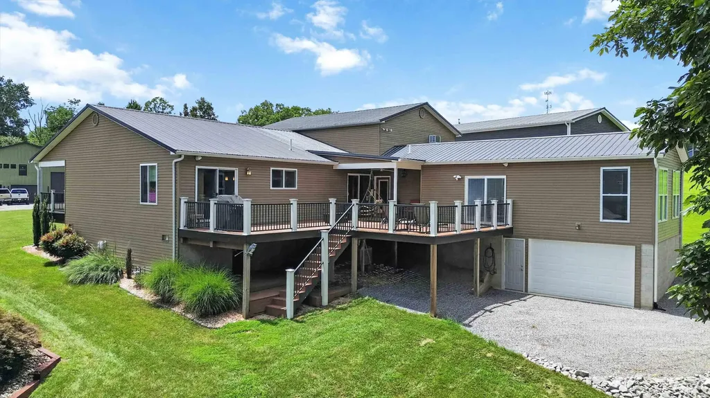 209 Indian Hills Drive Russell Springs KY 42642