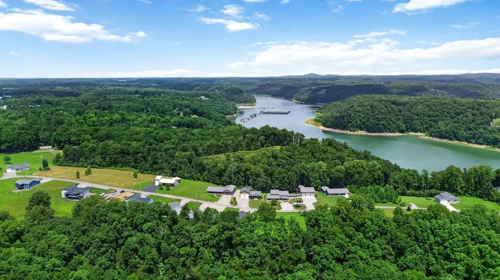 209 Indian Hills Drive Russell Springs KY 42642