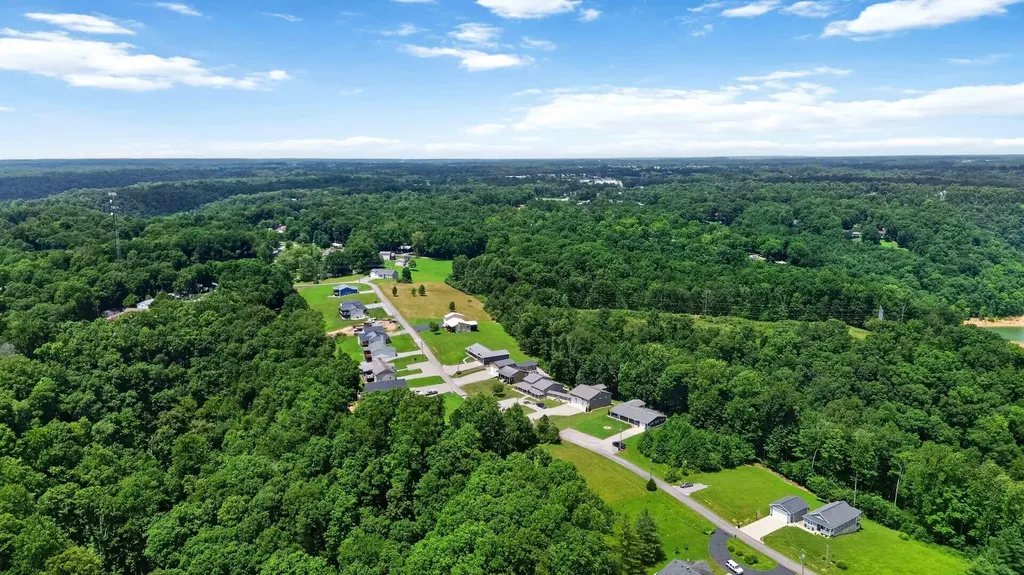 209 209 Indian Hills Dr Drive Russell Springs KY 42642