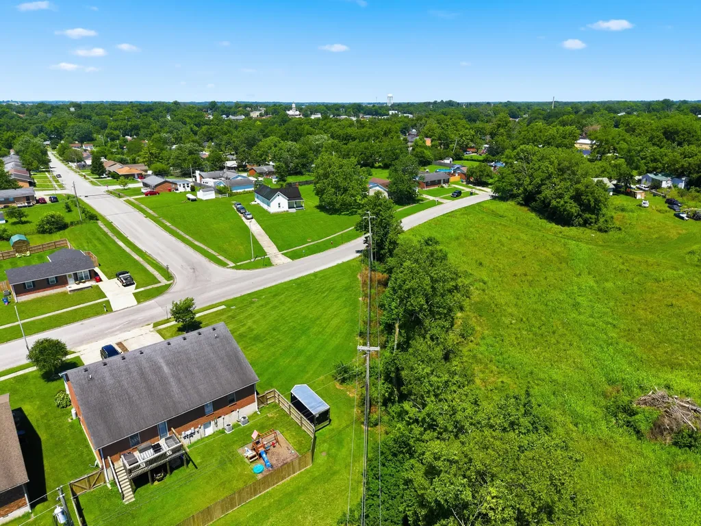 400-402 Miles Road Nicholasville KY 40356