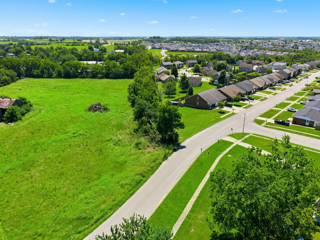 400-402 Miles Road Nicholasville KY 40356