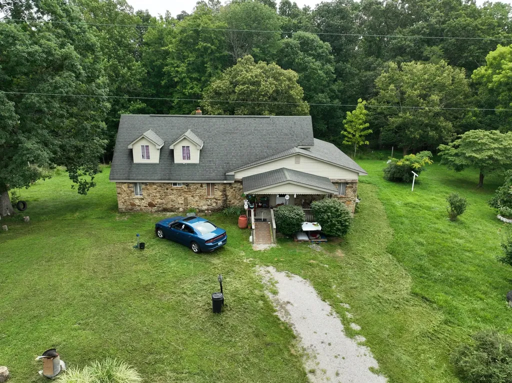 762 Jacks Ridge Road Mckee KY 40447