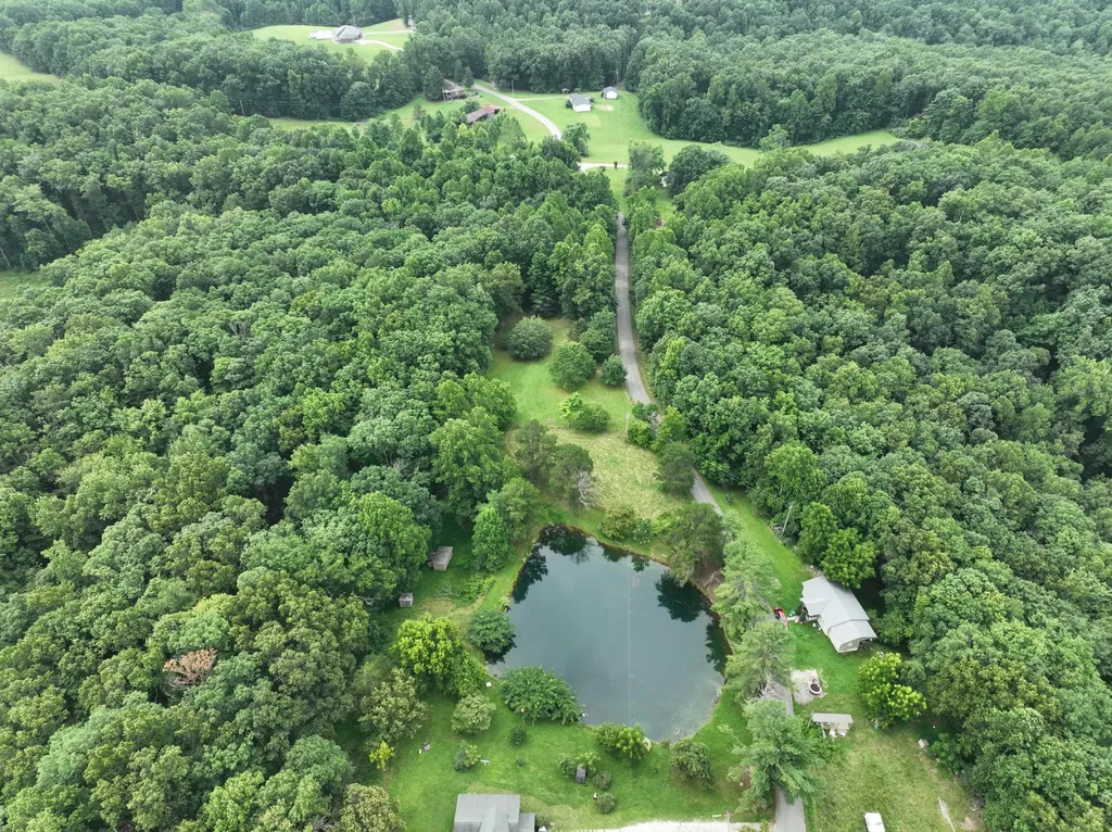 762 Jacks Ridge Road Mckee KY 40447