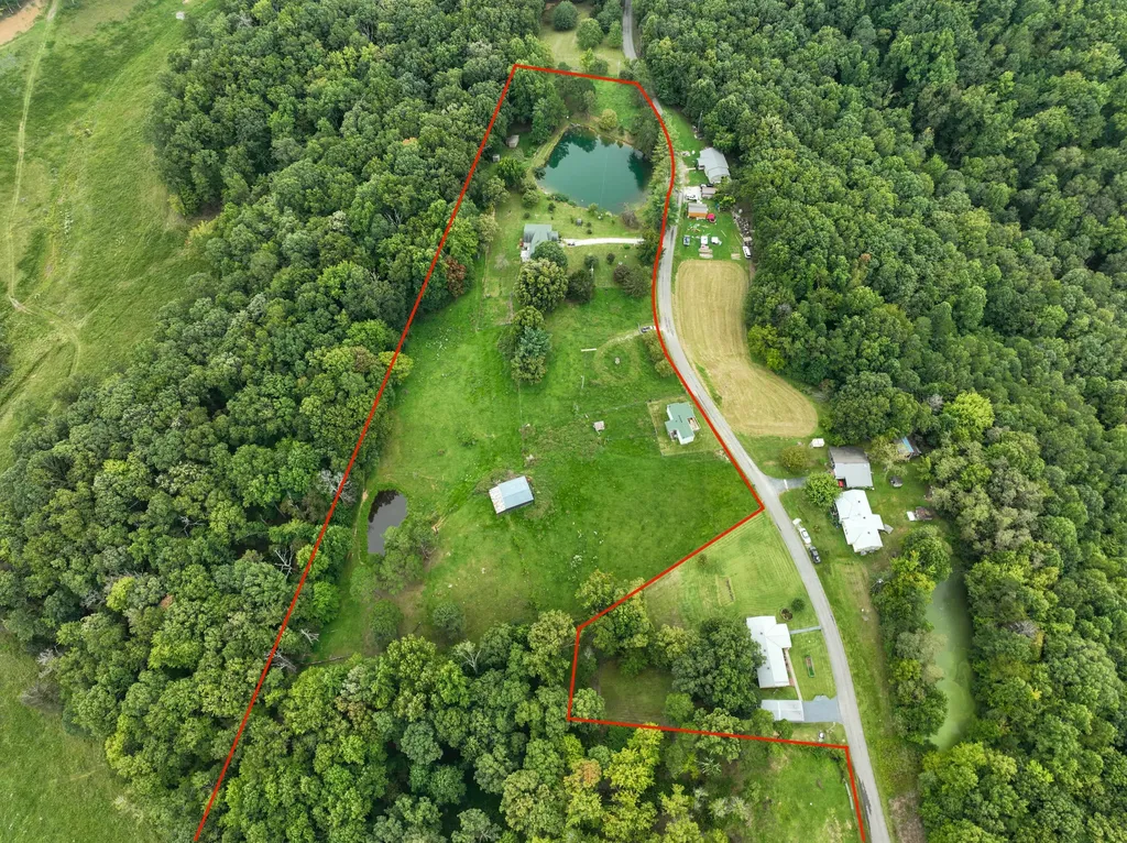 762 Jacks Ridge Road Mckee KY 40447