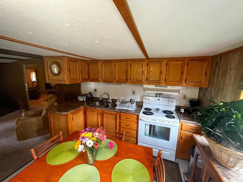 762 Jacks Ridge Road Mckee KY 40447