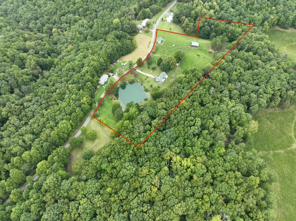 762 Jacks Ridge Road Mckee KY 40447
