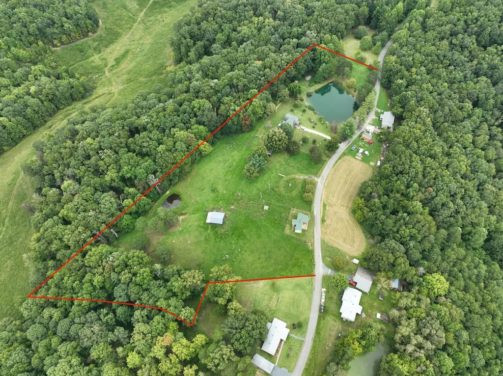 762 Jacks Ridge Road Mckee KY 40447