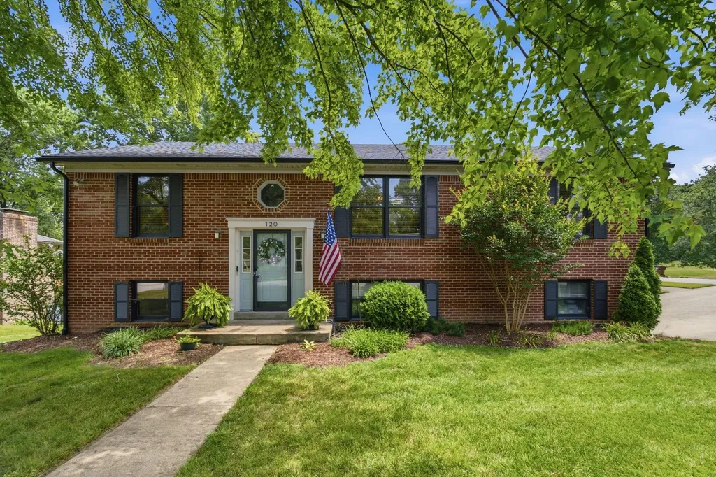 120 Saratoga Circle Richmond KY 40475