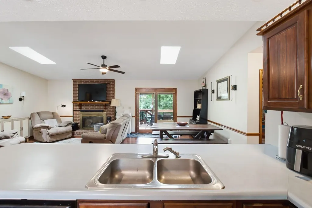 120 Saratoga Circle Richmond KY 40475
