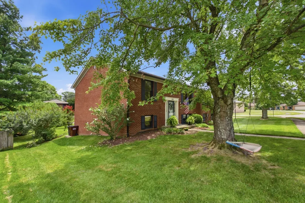 120 Saratoga Circle Richmond KY 40475