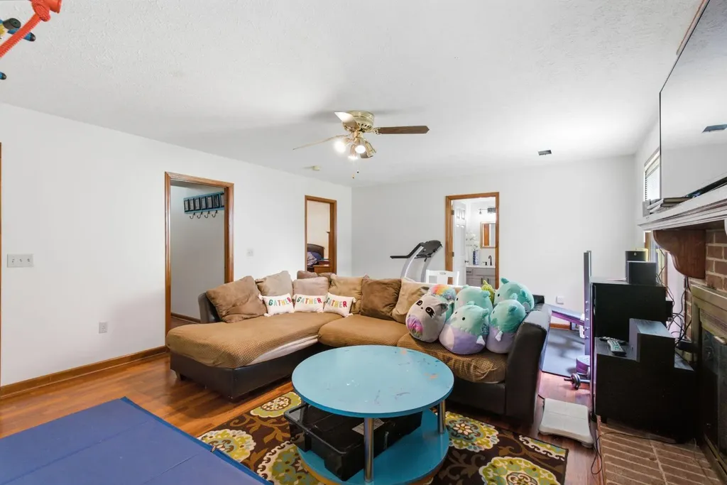 120 Saratoga Circle Richmond KY 40475