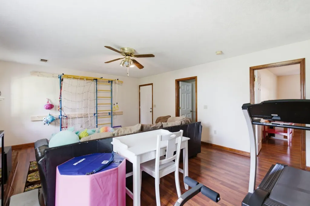 120 Saratoga Circle Richmond KY 40475