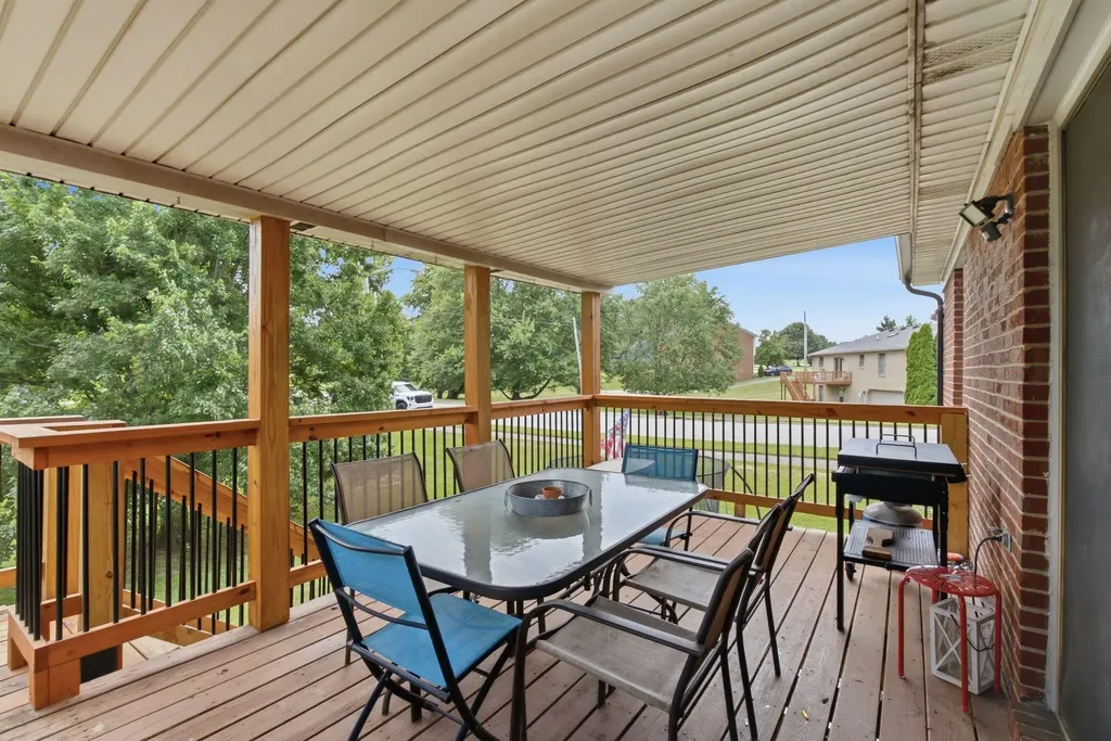 120 Saratoga Circle Richmond KY 40475