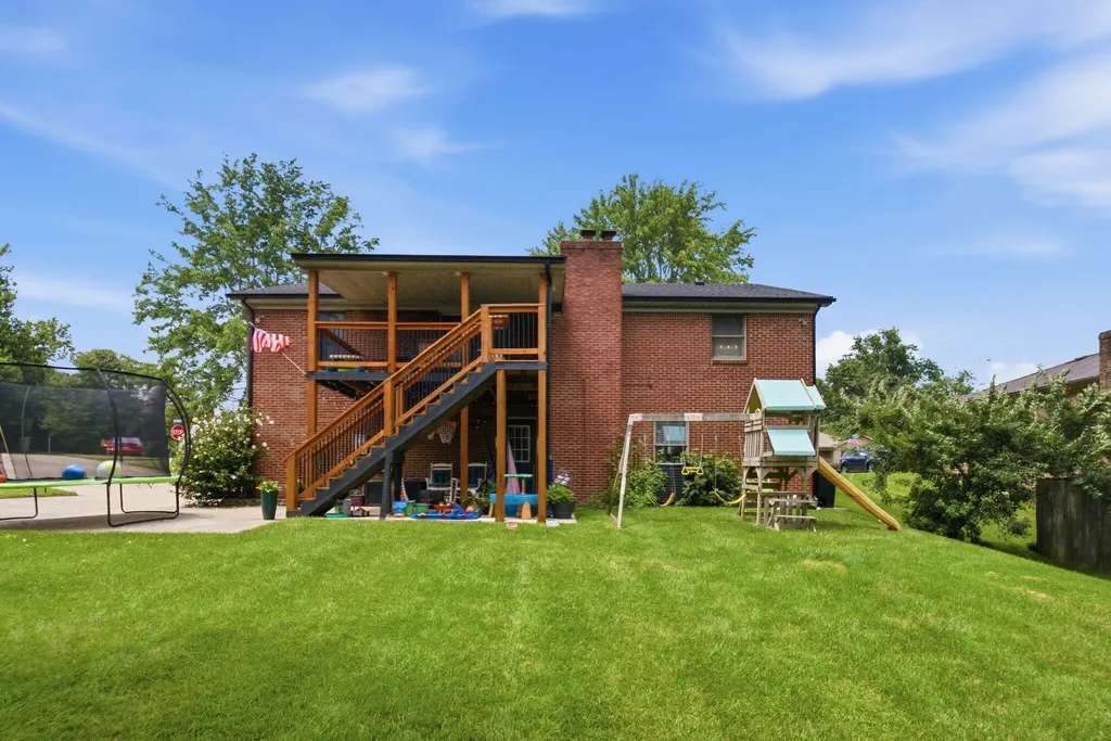 120 Saratoga Circle Richmond KY 40475