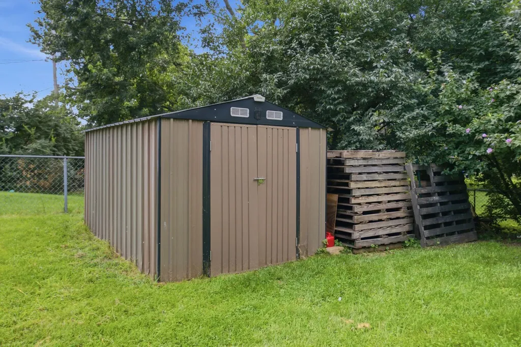 3341 Featherston Drive Lexington KY 40515